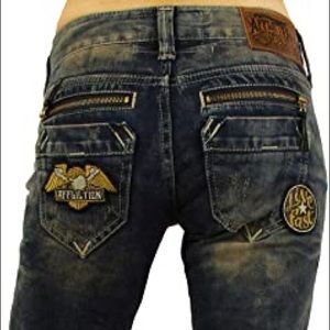 Looking for these in a size 25